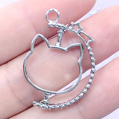 Spinning Open Bezel Charm with Kitty Head and Shooting Star | Movable Animal Deco Frame | Kawaii Jewelry Making (1 piece / Silver / 23mm x 31mm)