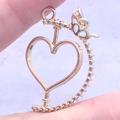 Kawaii Rotary Open Bezel Charm with Butterfly | Spinning Heart Deco Frame for UV Resin Filling | Kawaii Jewellery Supplies (1 piece / Gold / 23mm x 33mm)