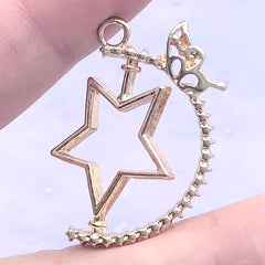 Spinning Star Open Backed Bezel Charm with Butterfly | Moveable Pendant | Kawaii Deco Frame for UV Resin Filling (1 piece / Gold / 24mm x 33mm)