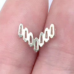 V Shaped Nail Charm with Rhinestones | Decorative Metal Embellishment for Nail Art | Resin Jewelry Decoration (1 piece / Gold / 11mm x 8mm)