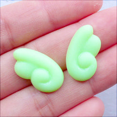 Small Angel Wings Cabochons | Kawaii Earrings & Necklace Making | Decoden Pieces | Resin Flatback | Fairy Tale Embellishment | Fairykei Jewelry DIY | Magical Girl Cell Phone Case Deco (1 Pair / Mint Green / 20mm x 12mm / Flat Back)