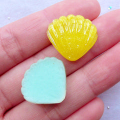 Glitter Seashell Cabochons in Jelly Colors | Kawaii Cabochons | Resin Sea Shell Flatback | Pastel Kei Jewellery | Phone Embellishments | Decoden Pieces (3pcs by Random / 20mm x 18mm / Flat Back)