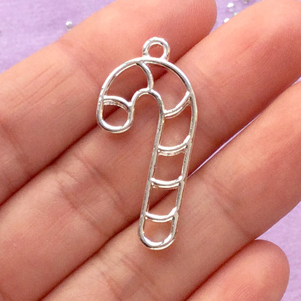 Christmas Peppermint Stick Open Bezel | Candy Cane Outline Charm for UV Resin Jewelry DIY | Kawaii Christmas Jewelry Supplies (1 piece / Silver / 15mm x 32mm)