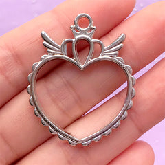 Winged Heart Open Bezel Pendant for UV Resin | Magical Girl Jewellery DIY | Kawaii Deco Frame (1 piece / Silver / 31mm x 37mm / 2 Sided)
