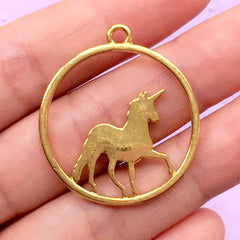 Unicorn Circle Open Bezel Charm | Magical Creature Deco Frame for UV Resin Filling | Kawaii Craft Supplies (1 piece / Gold / 29mm x 33mm / 2 Sided)