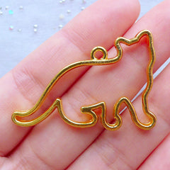 Kitty Open Backed Bezel | Kitten Charm | Hollow Cat Pendant | Animal Deco Frame for UV Resin Jewellery Making (1 piece / Gold / 41mm x 28mm)
