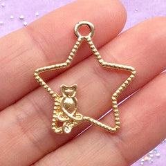 Magical Star and Kitty Open Bezel | Cat and Star Charm | Mahou Kei Deco Frame for UV Resin | Kawaii Jewelry Supplies (1 piece / Gold / 24mm x 27mm)