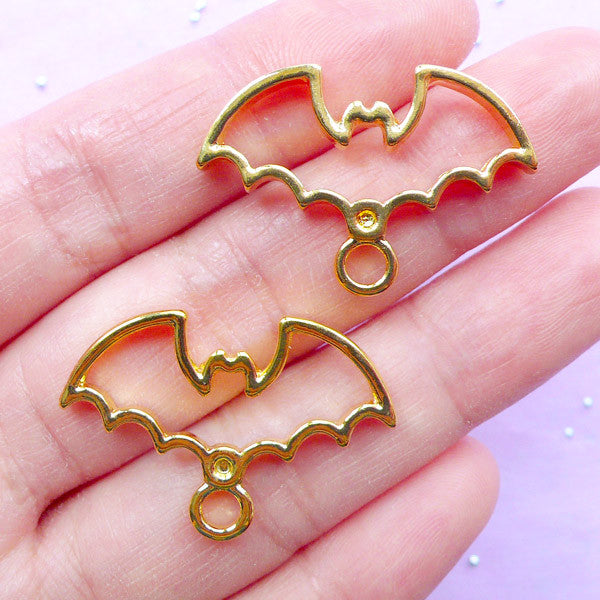 Bat Open Bezel for UV Resin Jewellery Making | Halloween Charm | Kawaii Goth Deco Frame | Resin Craft Supplies (2pcs / Gold / 29mm x 20mm / 2 Sided)