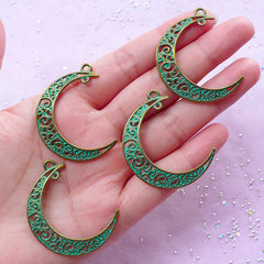 Filigree Moon Charm | Green Patina Crescent Moon Pendant (Antique Bronze / 4 pcs / 30mm x 39mm)