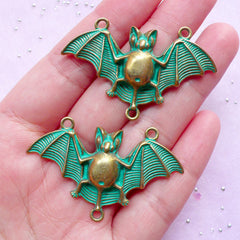 Halloween Bat Connector Charms | Green Patina Charm (Antique Bronze / 2 pcs / 47mm x 30mm)