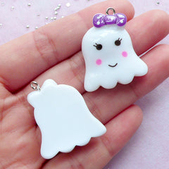 Kawaii Happy Ghost Charms | Halloween Jewelry & Accessory Making (White / 2 pcs / 25mm x 28mm)