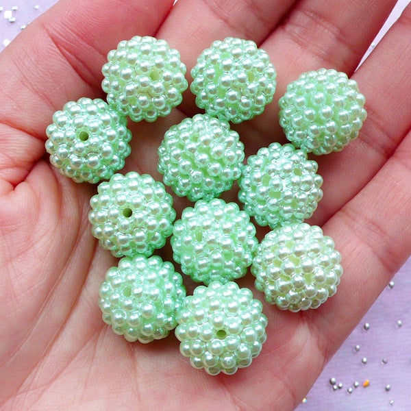 Raspberry Beads in 15mm | Chunky Beaded Bead | Acrylic Berry Ball Beads | Kawaii Gumball Bead Supplies (Pastel Light Green / 8pcs)