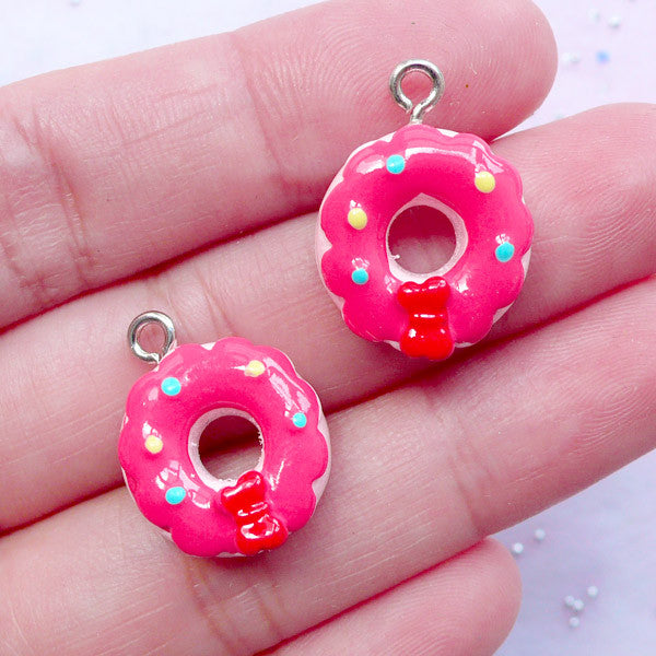 Kawaii Donut Charms | Resin Doughnut Pendant | Miniature Sweets Jewelry DIY (Strawberry Pink / 2pcs / 15mm x 20mm)