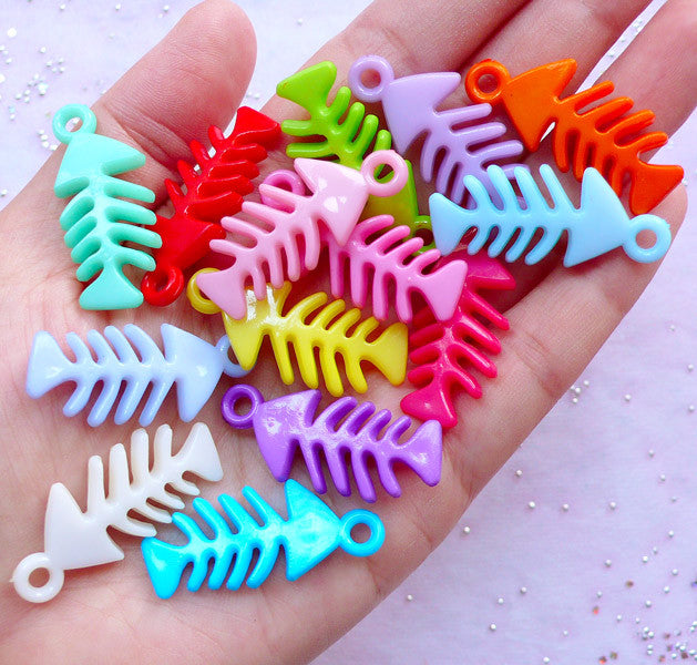Fish Bone Acrylic Pastel Charms | Kawaii Chunky Plastic Pendant | Cute Charm Supplies (14pcs / 15mm x 35mm / Assorted Color)