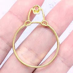 Kitty and Circle Frame Open Bezel Charm | Cat and Round Deco Frame for UV Resin Filling | Kawaii Jewelry (1 piece / Gold / 28mm x 39mm)