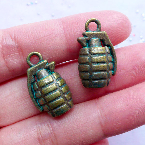 CLEARANCE Grenade Charms in 3D | Green Patina Hand Bomb Pendant | War Soldier Charm | Weapon Jewellery Making (2 pcs / Antique Bronze / 13mm x 22mm / 2 Sided)