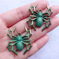 Large Spider Green Patina Pendant | Big Insect Charms | Halloween Decoration | Spooky Jewellery DIY (2 pcs / Antique Bronze / 31mm x 35mm)