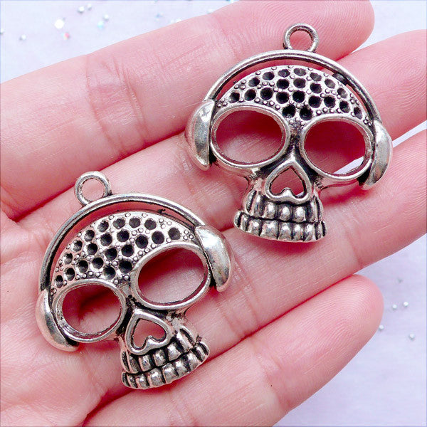 CLEARANCE Silver Skull with Headphone Charms | Music Skull Pendant | Punk Rock Jewellery DIY | Spooky Skeleton DJ Charm (2 pcs / Tibetan Silver / 29mm x 31mm)