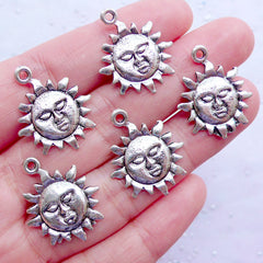 Silver Sun Face Charms | Solar Sun Pendant | Astronomy Celestial Charm | Summer Jewellery | Beach Embellishments (5pcs / Tibetan Silver / 19mm x 23mm)