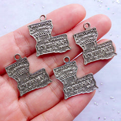 CLEARANCE Louisiana State Charms | American State Pendant | USA State Tags | United States of America Charm | Patriotic Jewellery (4pcs / Tibetan Silver / 20mm x 24mm)