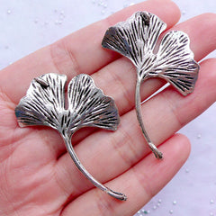 Silver Ginkgo Leaf Charm Connector | Big Leaf Pendant | Large Floral Charm | Nature Jewellery Making | Leaf Necklace DIY (2pcs / Tibetan Silver / 32mm x 46mm)