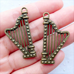 Pedal Harp Charms | Bronze Concert Harp Pendant | Musical Instrument Charm | Music Jewellery | Jewellery for Harp Player | Charm Necklace Making | Earrings DIY | Zakka Charm Supplies (2 pcs / Antique Bronze / 21mm x 40mm / 2 Sided)