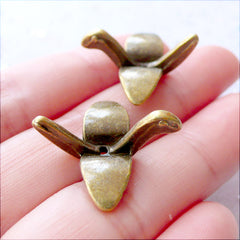 3D Origami Crane Beads | Paper Bird Charm | Folded Flying Bird Bead | Origami Toy Bead | Novelty Jewellery | Kitsch Jewelry | Zakka Bead Supplies (2 pcs / Antique Bronze / 24mm x 23mm)