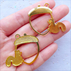 Squirrel and Acorn Open Bezel Charms | Forrest Animal Outline Pendant | Hollow Charm | Kawaii Jewellery Supplies | Charm for UV Resin Filling | Epoxy Resin Art (2 pcs / Gold / 36mm x 32mm)