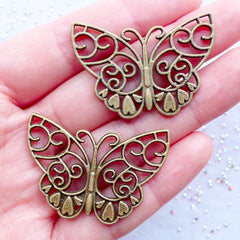 Large Butterfly Charm Connectors with Filigree Pattern | Big Butterfly Pendant | Insect Charm | Nature Jewellery | Butterfly Embellishments | Zakka Home Decor (2pcs / Antique Bronze / 38mm x 27mm / 2 Sided)