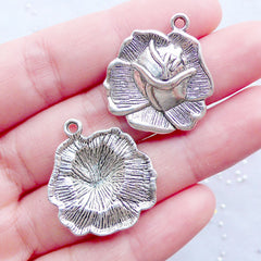 Silver Rose Pendant | Rose Charms | Floral Pendant | Flower Jewellery Supplies | Nature Charms | Wedding Decoration | Favor Charm | Zipper Pull Charm (3pcs / Tibetan Silver / 23mm x 26mm)