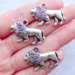 Silver Lion Charms | African Lion Pendant | Wild Animal Jewelry | Wildlife Charm | King of the Jungle Charm | Safari Charm | Zoo Charm | Charm Bracelet Making (3 pcs / Tibetan Silver / 28mm x 18mm)