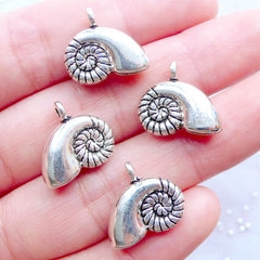 3D Nautilus Shell Charms | Silver Nautilus Pendant | Small Sea Shell Charm | Seashell Charm | Marine Life Pendant | Sea Life Jewellery | Beach Necklace Making | Charm Bracelet DIY (4 pcs / Tibetan Silver / 15mm x 14mm / 2 Sided)