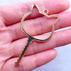 Key Open Bezel Charm in Cat Head Shape | Kawaii Key Pendant | Outlined Kitty Head Charm for Resin Crafts | Epoxy Resin Supplies | Kawaii Jewellery Craft (1 piece / Gold / 30mm x 56mm)