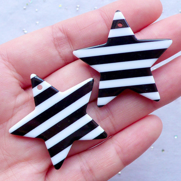 Chunky Star Charms | Large Star Pendant with Striped Pattern | Kitsch Jewelry Making | Kawaii Rockabilly Cabochon (2 pcs / Black / 36mm x 34mm / 2 Sided)