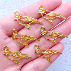 Sparrow Charms | Outlined Bird Charm | Animal Nature Jewelry Supplies (6pcs / Gold / 23mm x 21mm)