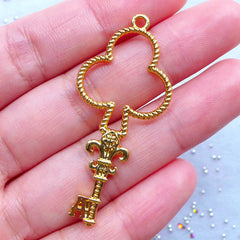 Playing Card Suit Key Open Bezel Charm | Club Suit Deco Frame for Kawaii UV Resin Jewelry Making (1 piece / Gold / 21mm x 48mm)