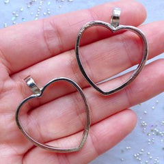 CLEARANCE Heart Open Bezel Pendant for Resin Jewellery DIY | Hollow Heart Charm | Open Back Deco Frame for UV Resin Filling (Silver / 2pcs / 28mm x 34mm)
