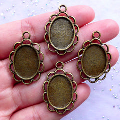 Oval Bezel Setting with Scalloped Border | Memory Pendant Tray | Oval Cabochon Holder | 13mm x 18mm Cameo Base | Photo Charm Blanks (4 pcs / Antique Bronze)