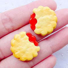 Sweets Deco Supplies | Round Biscuit Cabochons | Scalloped Cookie Cabochon | Kawaii Decoden Pieces | Resin Food Cabochons | Fake Food Crafts | Phone Case Decoration (2 pcs / 21mm x 6mm / Flat Back)