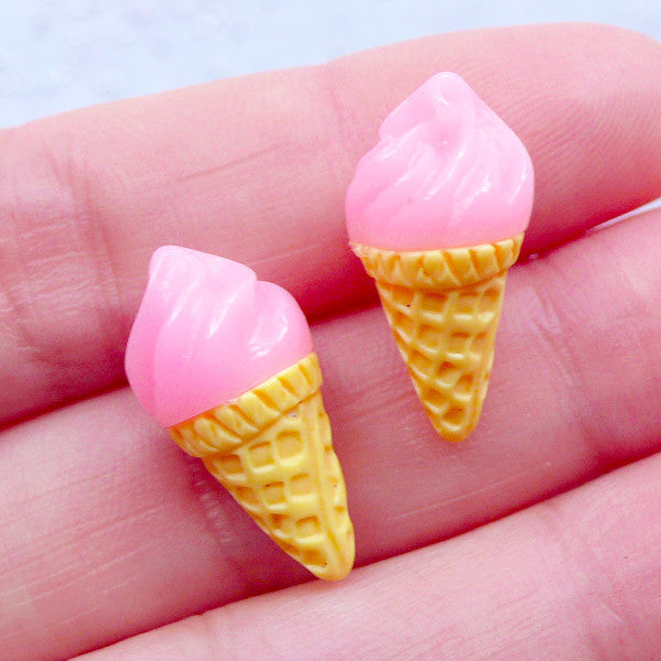 Strawberry Ice Cream Cabochons in 3D | Dollhouse Food Cabochon | Miniature Sweets | Sweet Deco | Faux Food Jewelry | Kawaii Decoden (2 pcs / Pink / 10mm x 20mm)