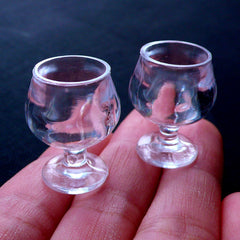 Dollhouse Wine Glasses | Miniature Brandy Snifter | Doll House Cognac Glass | Mini Tableware | Tiny Plastic Cup | Doll Drink | Doll Drinking Glass (2pcs / 18mm x 24mm / Clear)