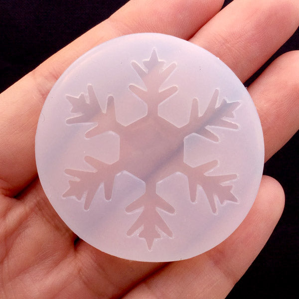 Snowflake Mold | Christmas Decoden | Resin Cabochon Mold | Winter Embellishments | Silicone Mold Supplies (34mm x 39mm)