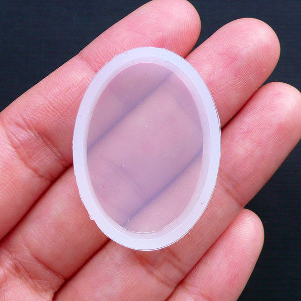Oval Silicone Mold | Flexible Mould for Kawaii Resin Crafts | Cute Cabochon Making (22mm x 32mm)