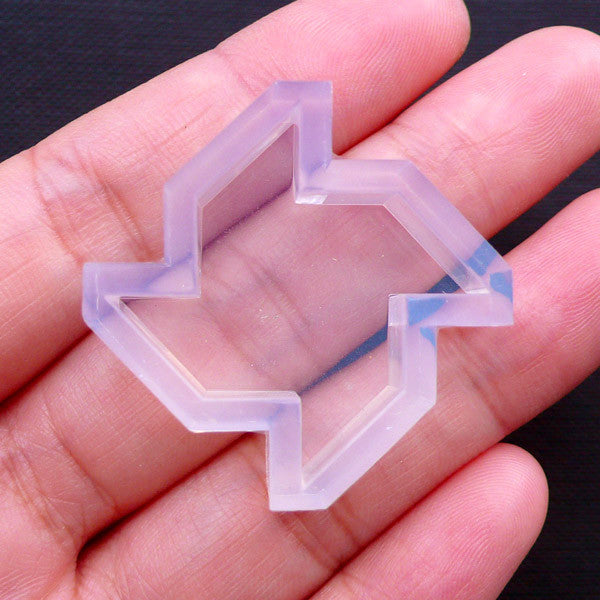 Flexible Silicone Mould | Windmill Mold | Decoden Cabochon Making | Resin Crafts (30mm x 30mm)