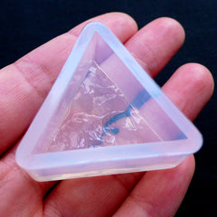 Water Effect Mold in Triangle Shape | Geometry Silicone Mould with Water Ripple Surface | Epoxy Resin Mold | Resin Jewellery Mold | Clear Flexible Mold (32mm x 28mm)