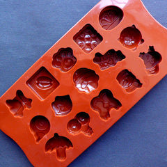 Food Safe Chocolate Silicone Mold (15 Cavity) | Epoxy Resin Mold | Baking Supplies (Christmas Santa Claus Paw Ribbon Lollipop Umbrella)