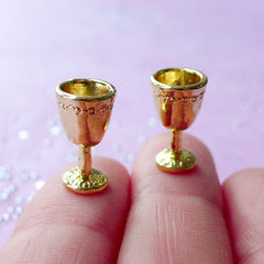 1:12 Scale Dollhouse Wine Goblets | Gold Miniature Wine Glass | Doll House Drink (2pcs / 8mm x 14mm)