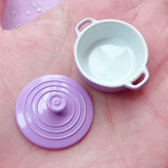 Miniature Casserole Pot | Dollhouse Cookware | Doll House Cooking Utensil (Light Purple / 25mm x 14mm)