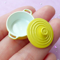 Dollhouse Cooking Pot | Miniature Kitchen Cookware | Doll House Casserole Pot (Yellow / 25mm x 14mm)