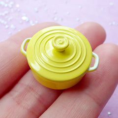 Dollhouse Cooking Pot | Miniature Kitchen Cookware | Doll House Casserole Pot (Yellow / 25mm x 14mm)